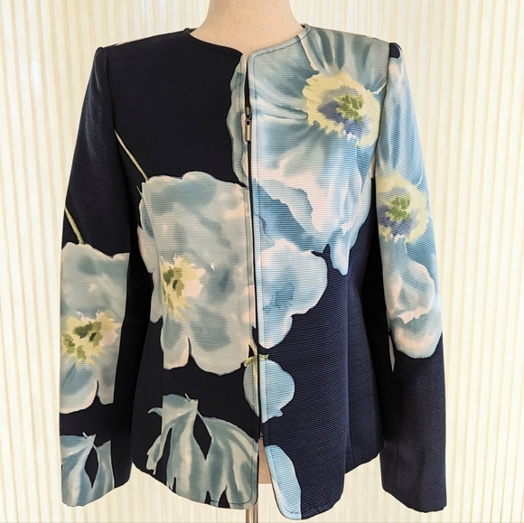 Ellen Tracy Jackets & Blazers - Linda Allard Ellen Tracy Blue Floral Print Zip Front Jacket Size 4 Cotton Silk
